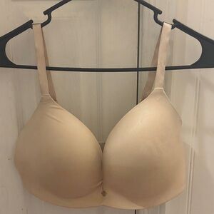Victoria's Secret Bra “so obsessed line”Padded no wire